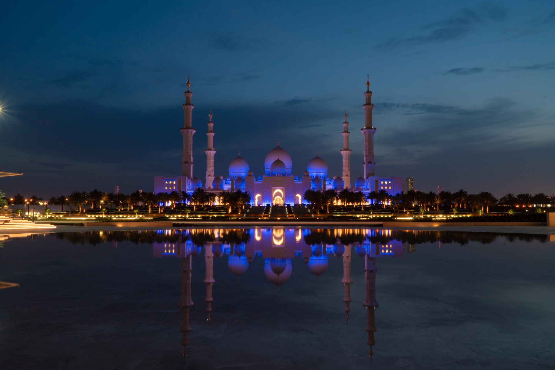 من افطر في يوم من رمضان